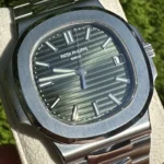 Patek Philippe Nautilus 5711/1A, Green Factory Dial ! Box & Extract + Orig Blue Dial, Cal. 315, Top